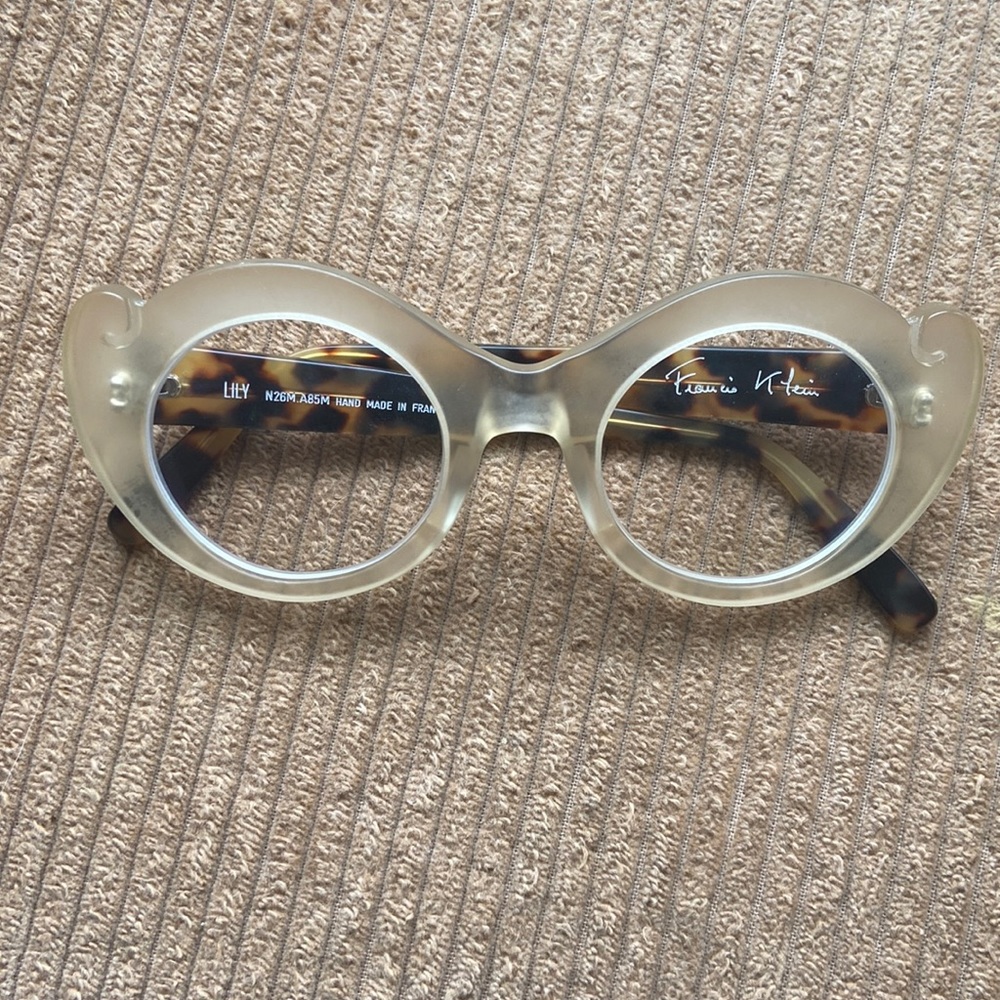 Gorgeous Francis Klein glasses